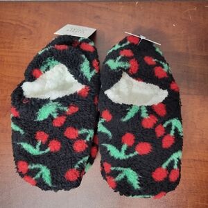 Cozy Black Slippers with Cherry Design 5-7 Set Of 2 Nwt